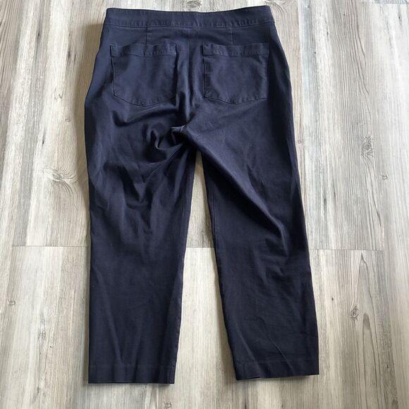 Spanx Pants Women’s Size Medium Navy Crop Slim Fit Classic Polished Stretch - Picture 2 of 8